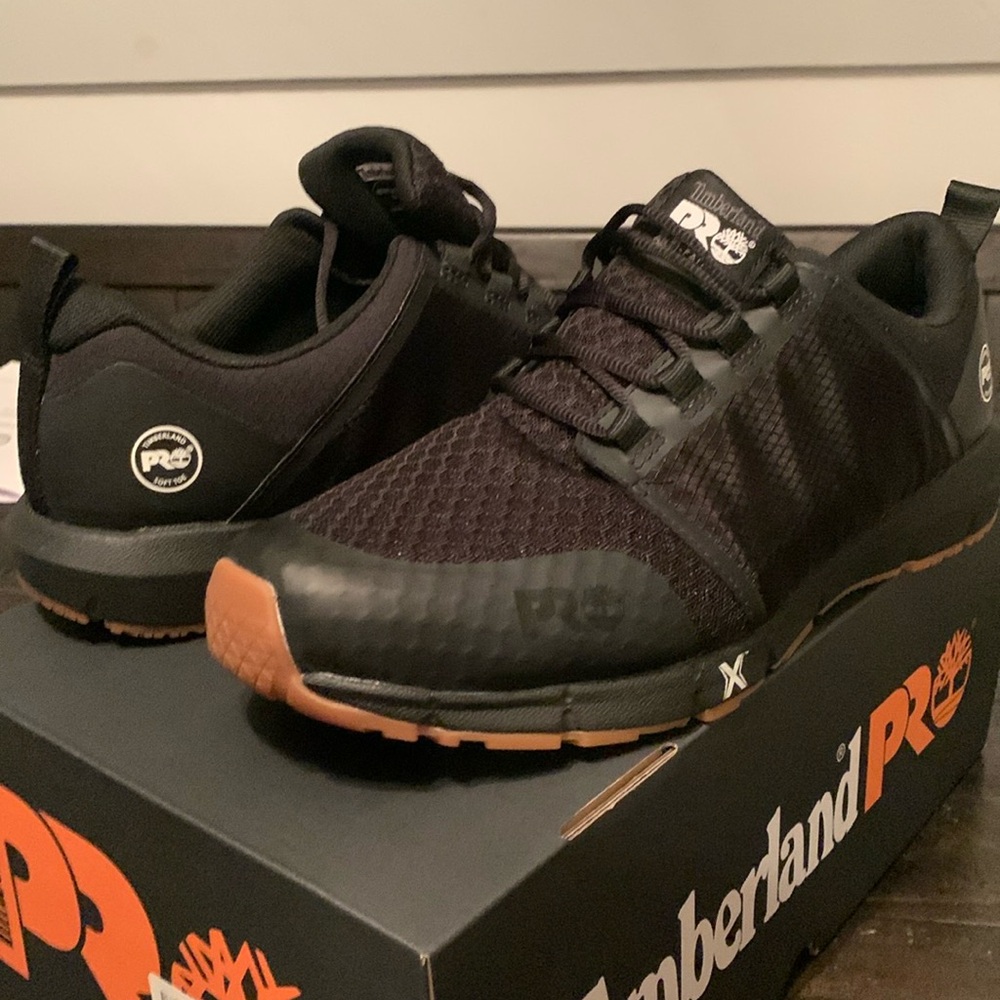 Timberland pro radi radius black size 11 for sale brand new never worn.